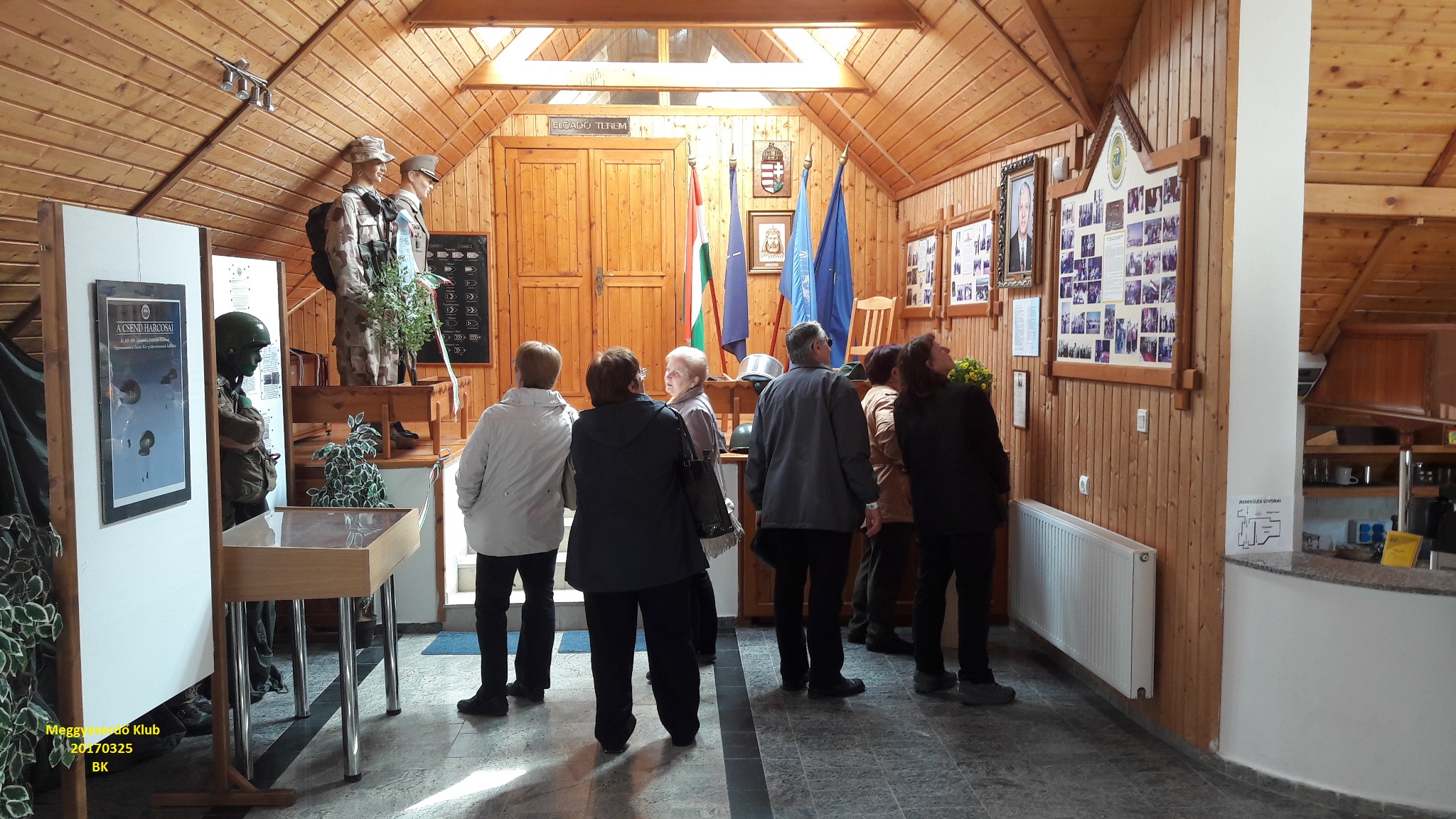 A sorkatonaságot bemutató kiállítás egy részében