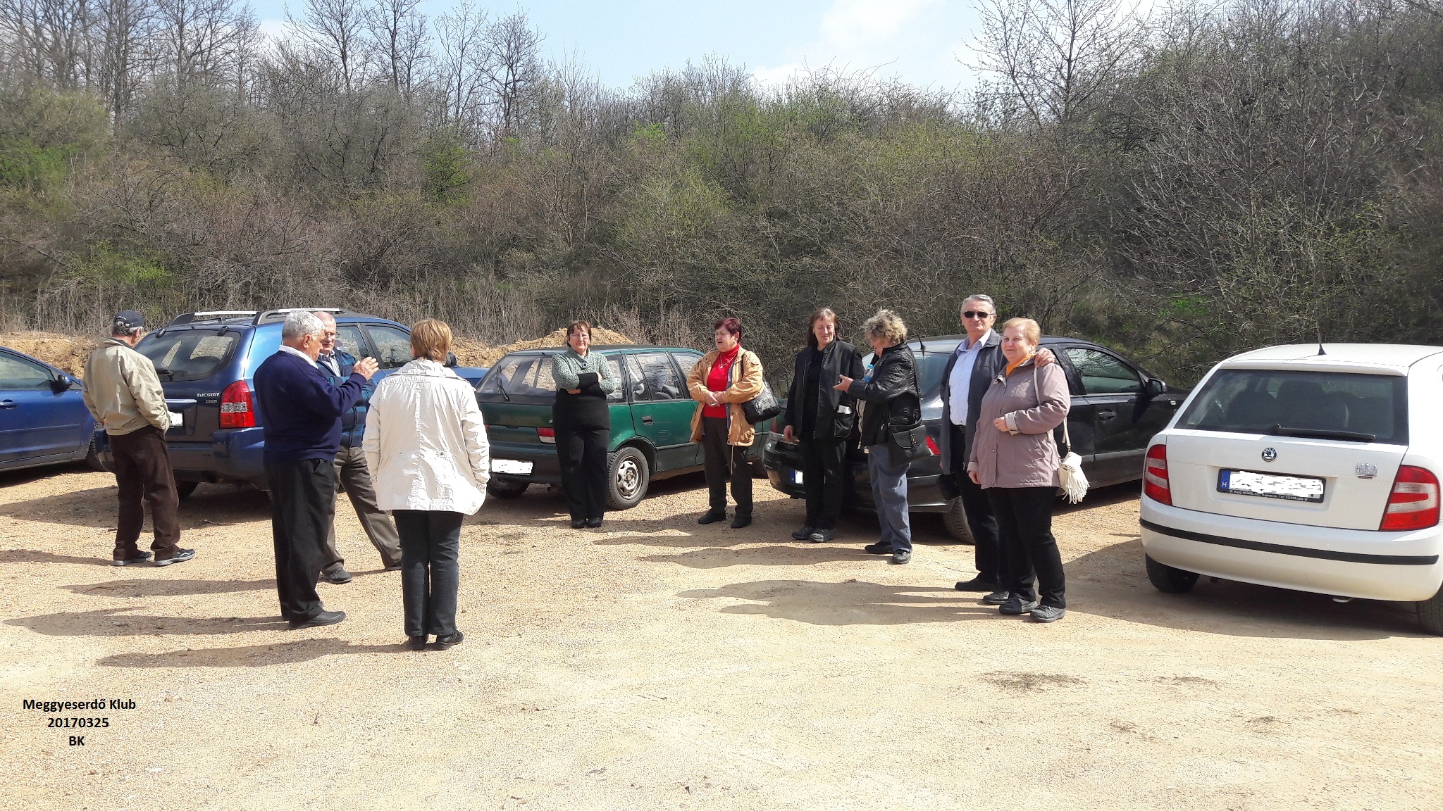 Indulunk az Emlékkápolnához